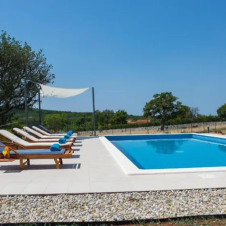 Holiday home Dani *